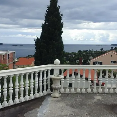 And Katja Гостевой дом Млини