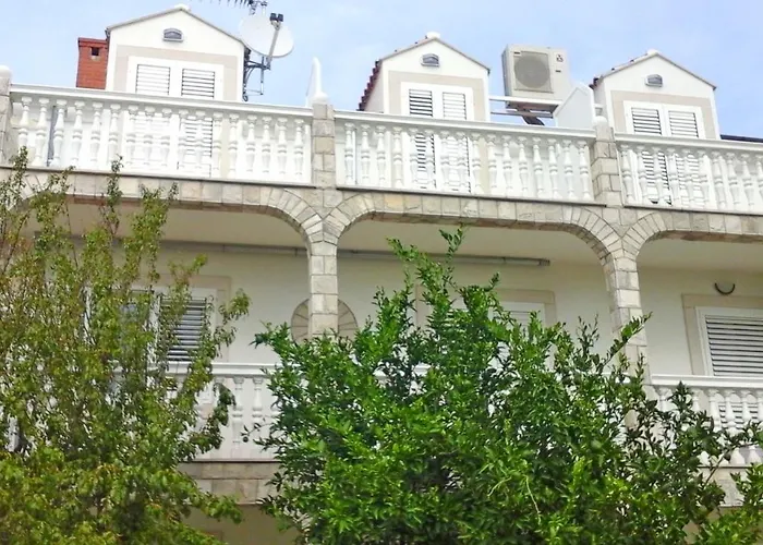 Guest house And Katja