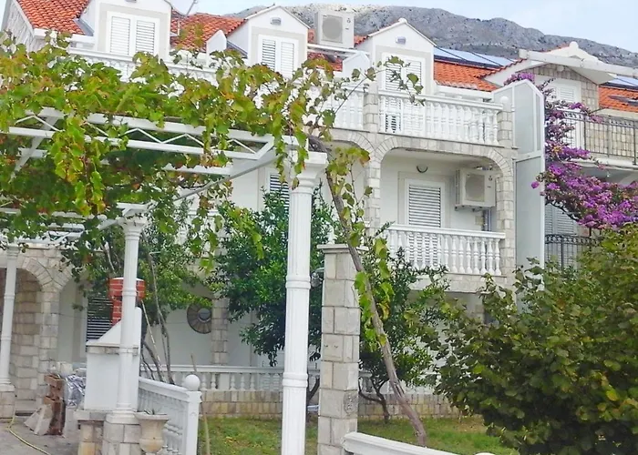 And Katja Guest house