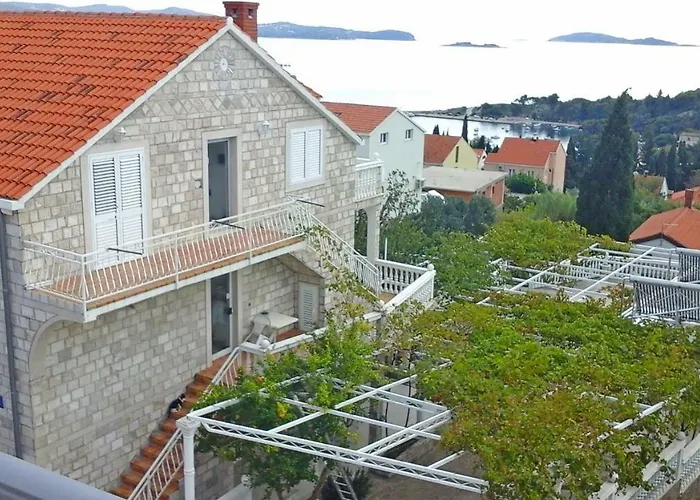 And Katja Млини